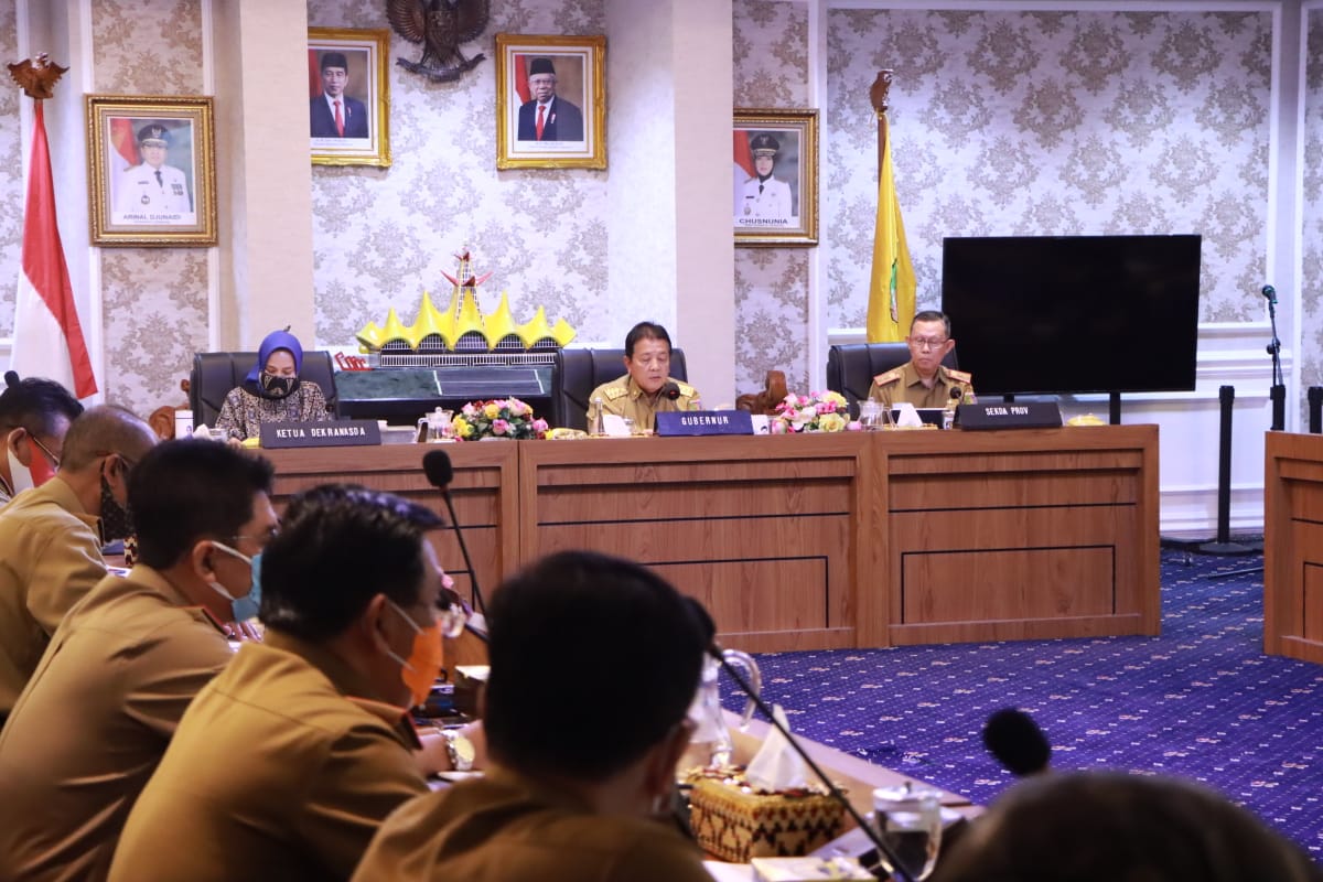 Gubernur Lampung Pimpin Rapat Pengembangan Dekranasda dan UMKM Lokal